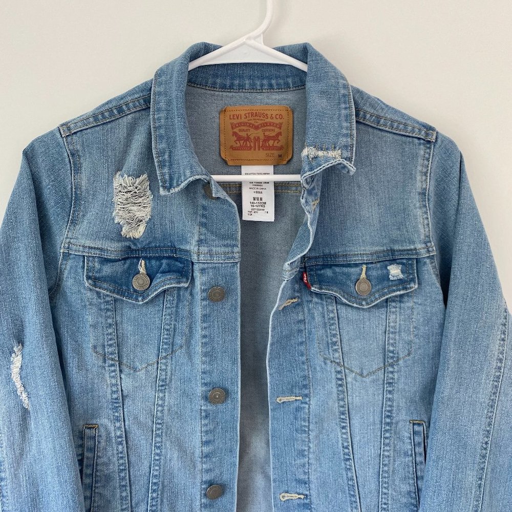 Levi's Jean Jacket Size Medium / 10-12 years / Approx. Women's XS or S